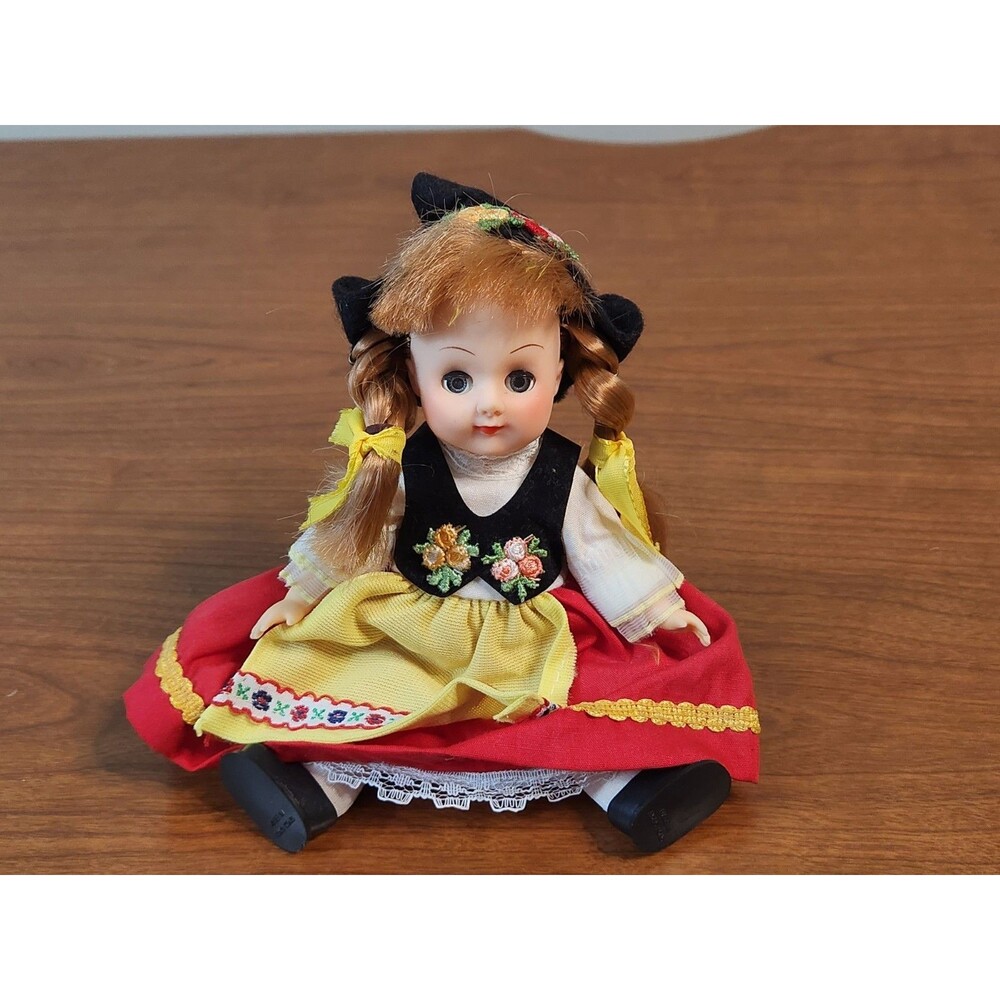 Vintage 1970s Symbol Of Quality 7" Plastic Doll #7013 European Folk Costume